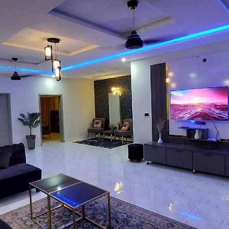 Velvet Vibes Villa Near Islamabad Airport Dhok Sandemar 외부 사진