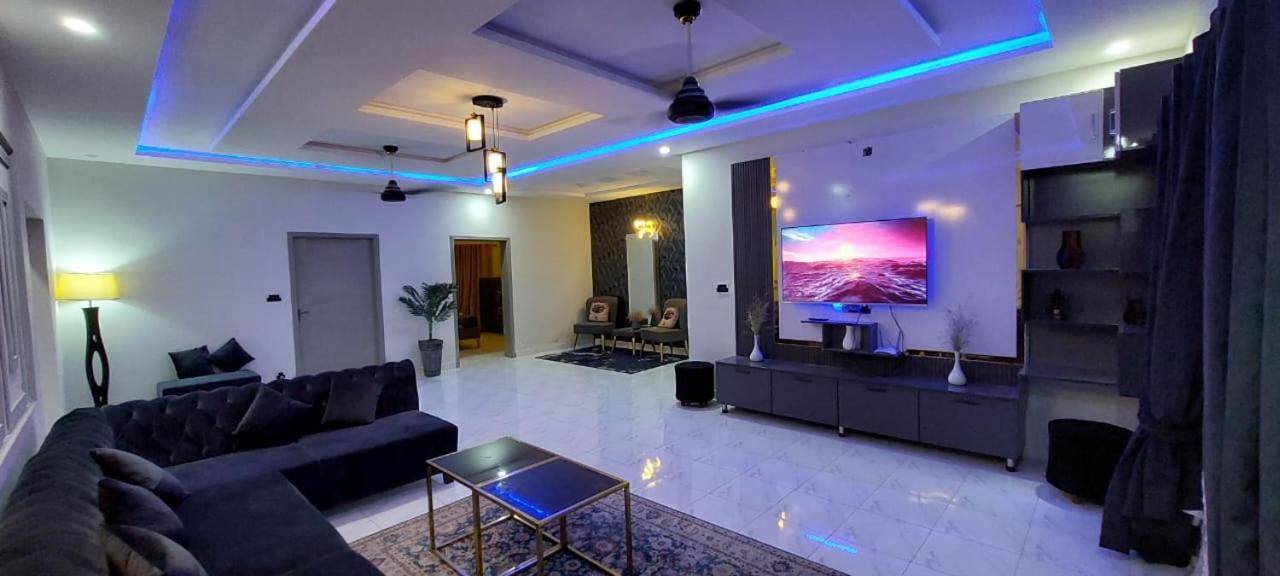 Velvet Vibes Villa Near Islamabad Airport Dhok Sandemar 외부 사진