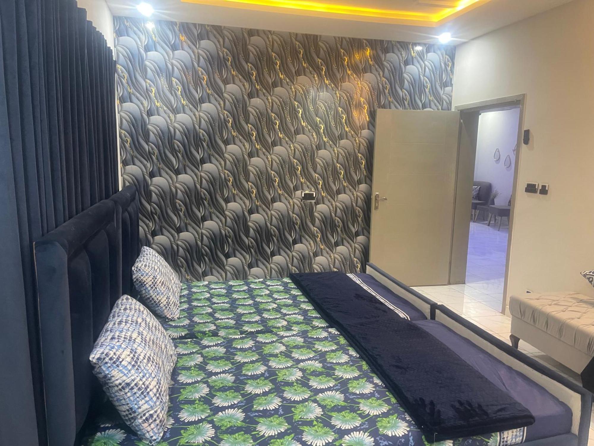 Velvet Vibes Villa Near Islamabad Airport Dhok Sandemar 외부 사진